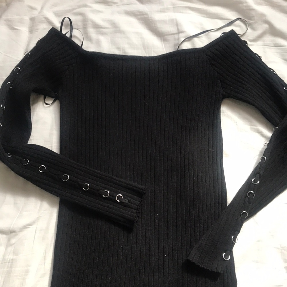 🆕 Black Womens Sweater